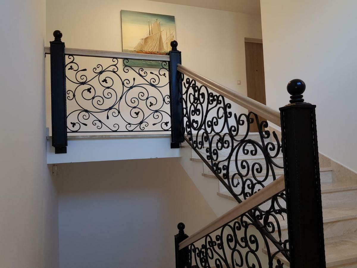 Apartmani Marella Seget Donji Exterior photo